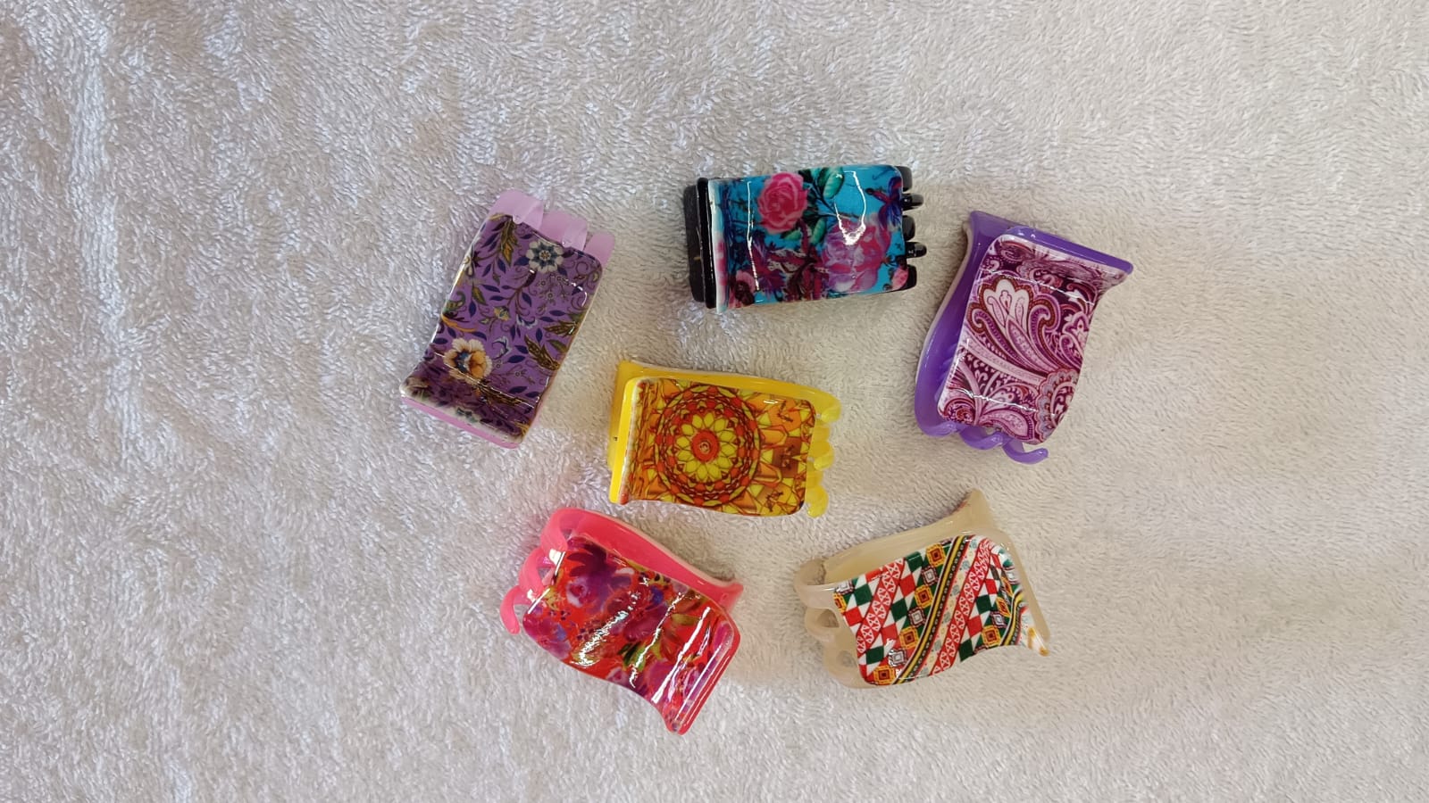 Clutch Clip Collection - 16